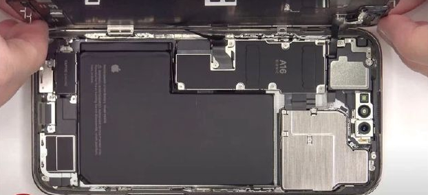 新洲苹果14维修分享看iPhone 14 Pro Max拆解 