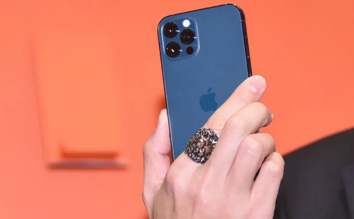 新洲苹果手机维修分享iPhone12系列重启方法教程 